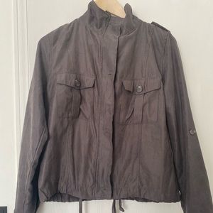 Going through my wardrobe I realized I do not wear this pirate.